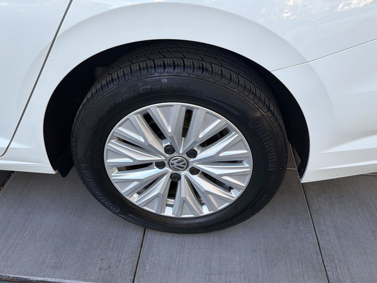 Used 2019 Volkswagen Jetta S w/ Driver Assistance Package FWD image 12