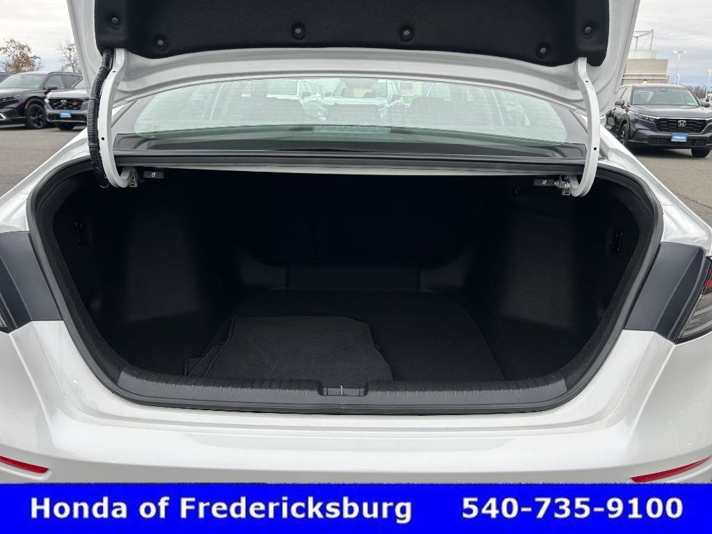 Used 2025 Honda Accord SE image 19