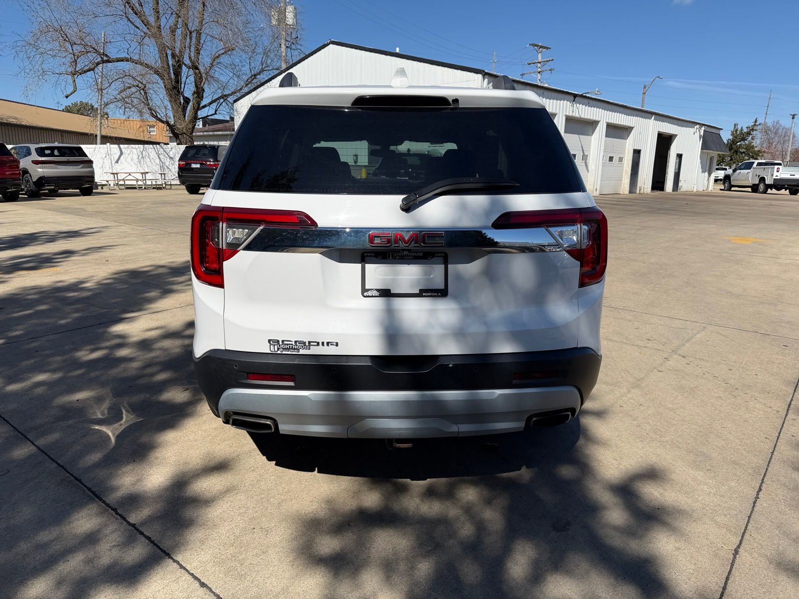Used 2020 GMC Acadia SLE w/ Driver Convenience Package image 30