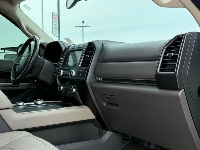Used 2020 Ford Expedition Limited w/ Equipment Group 301A image 17