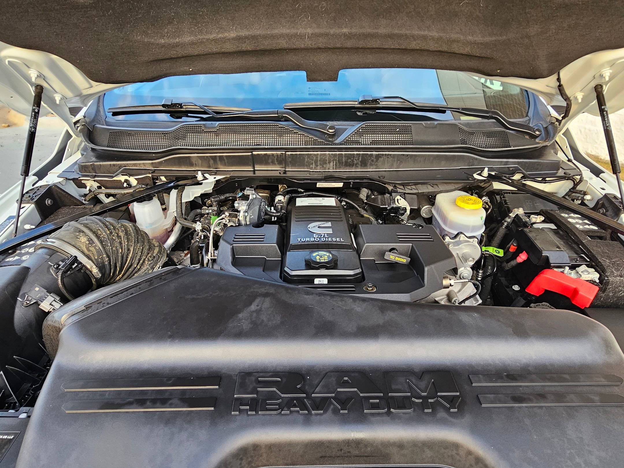 Used 2024 RAM 2500 Laramie image 31