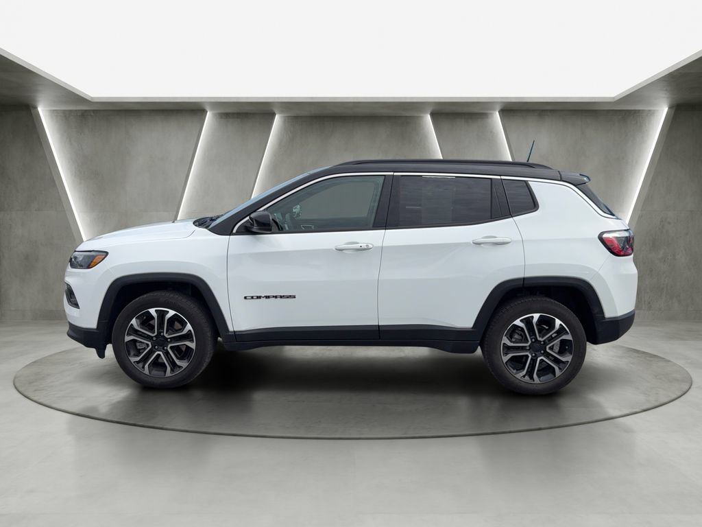 Used 2023 Jeep Compass Limited AWD/4WD image 4