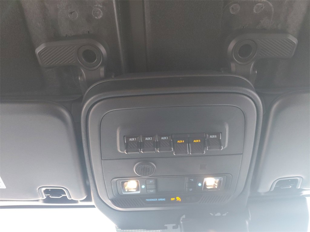 New 2025 Ford Bronco Badlands image 32