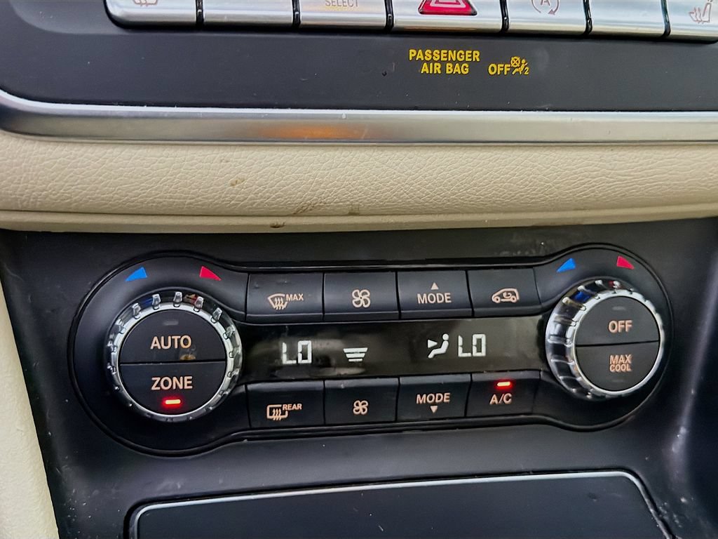 Used 2019 Mercedes-Benz CLA 250 4MATIC image 18
