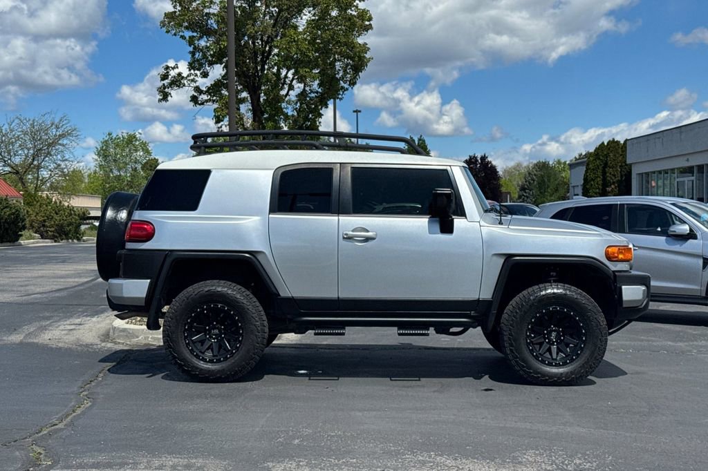 Used 2008 Toyota FJ Cruiser 4WD image 3
