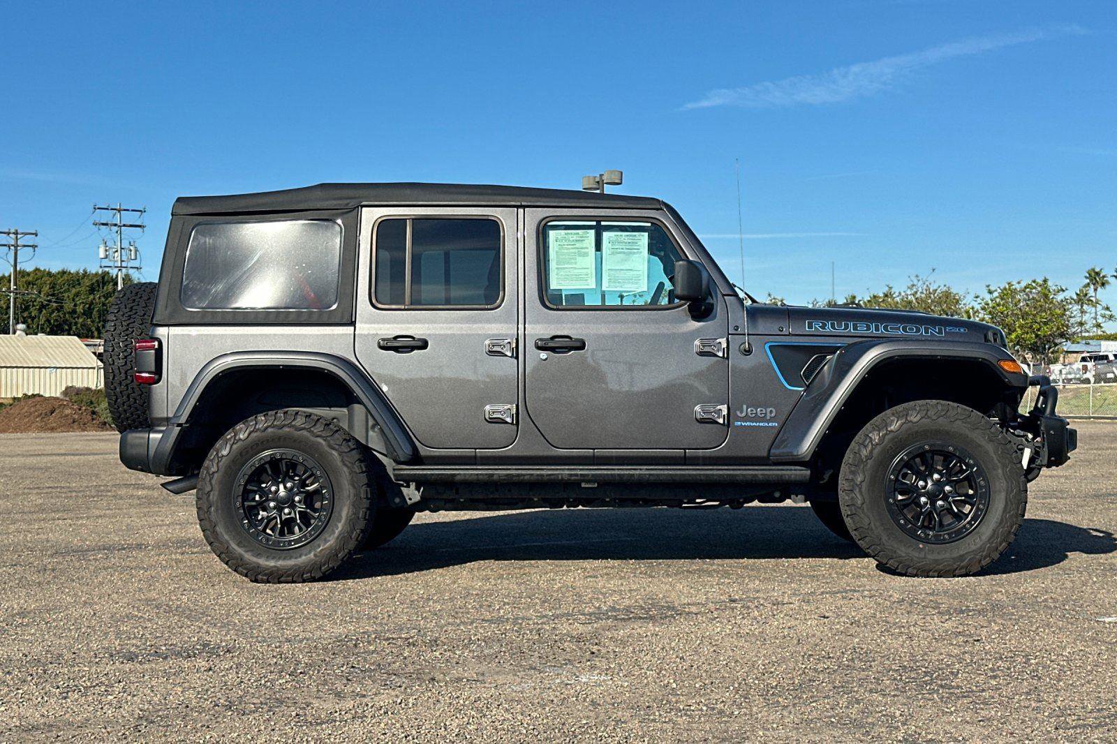 Used 2023 Jeep Wrangler Unlimited Rubicon 4xe image 3