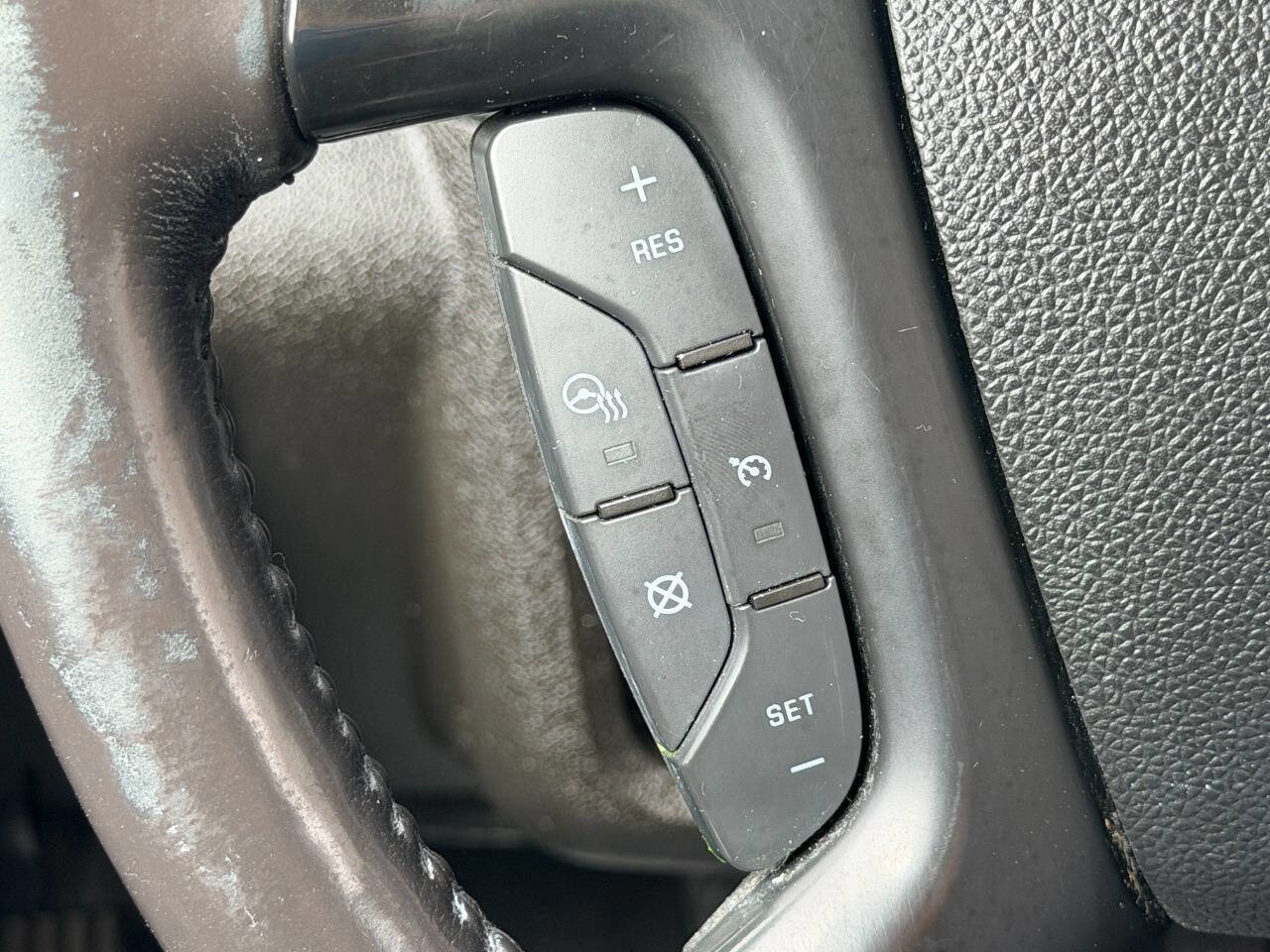 Used 2015 Buick Enclave Premium FWD image 35