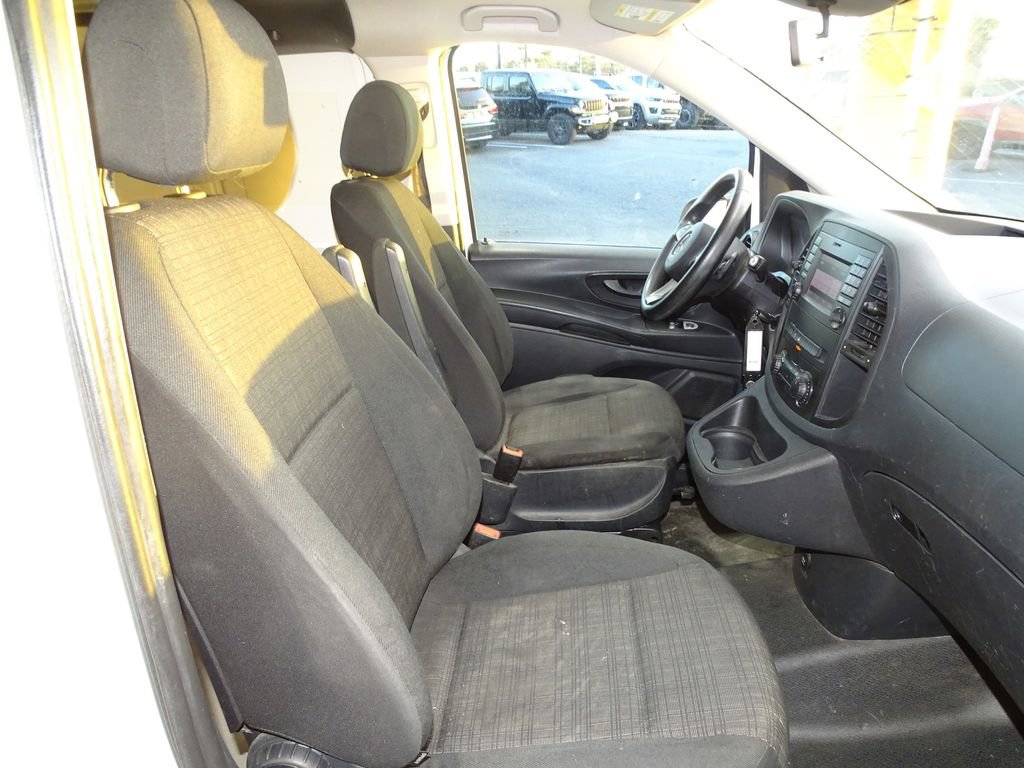 Used 2017 Mercedes-Benz Metris image 11