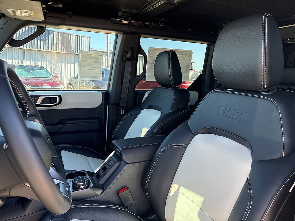 New 2026 Ford Bronco Outer Banks w/ Sasquatch Package AWD/4WD image 19