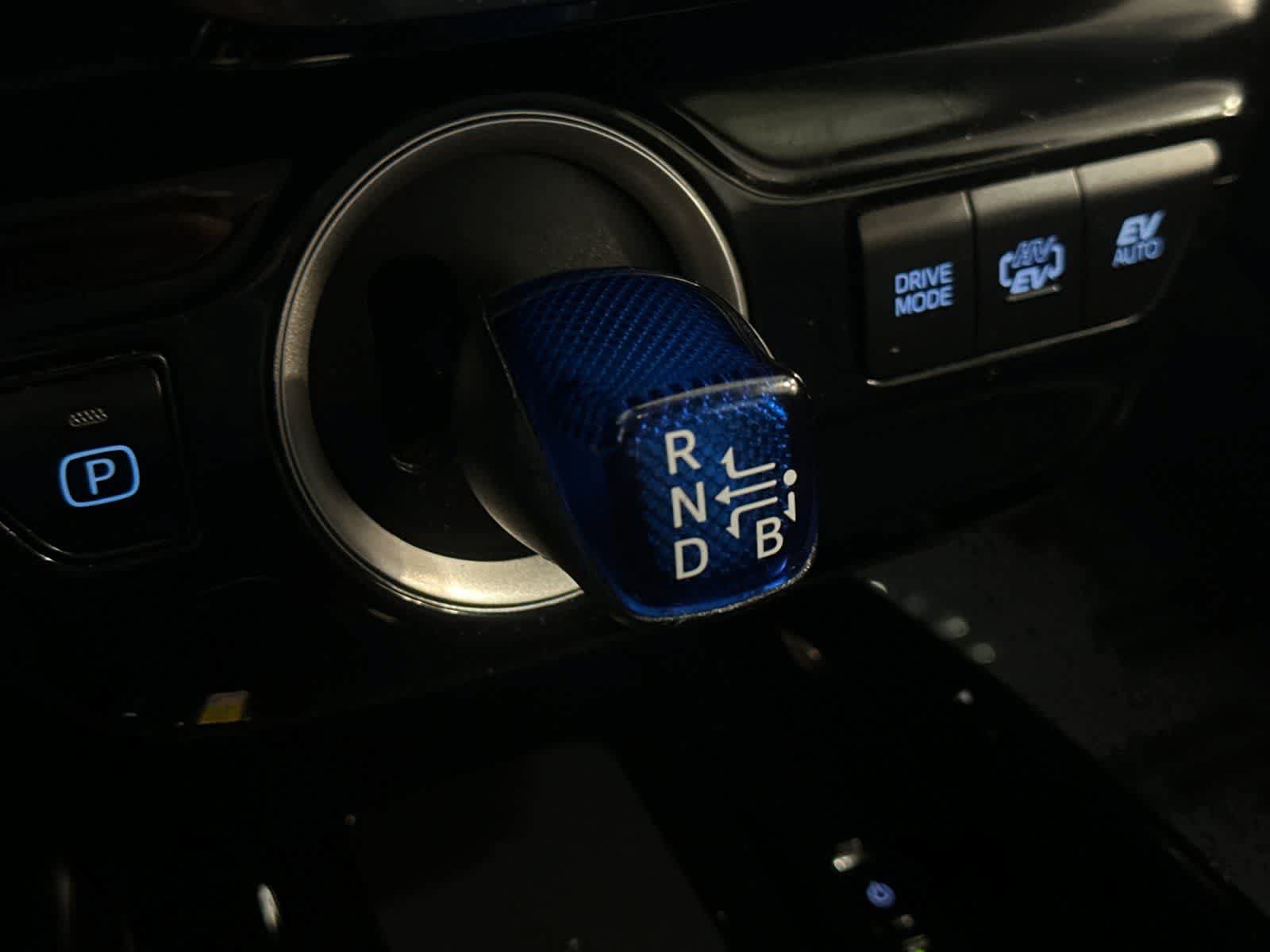 Used 2022 Toyota Prius Prime XLE FWD image 23