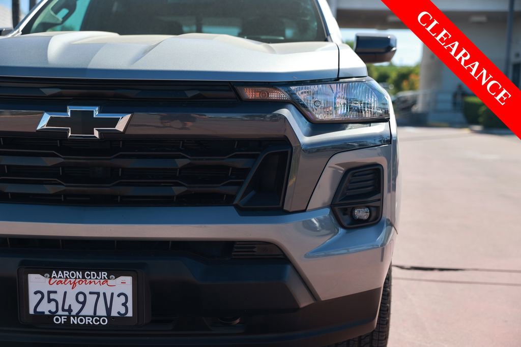 Used 2023 Chevrolet Colorado LT w/ LT Convenience Package II AWD/4WD image 6