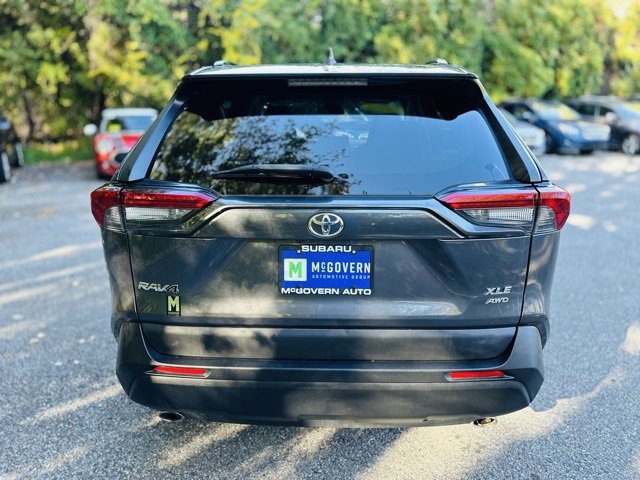 Used 2022 Toyota RAV4 XLE image 7