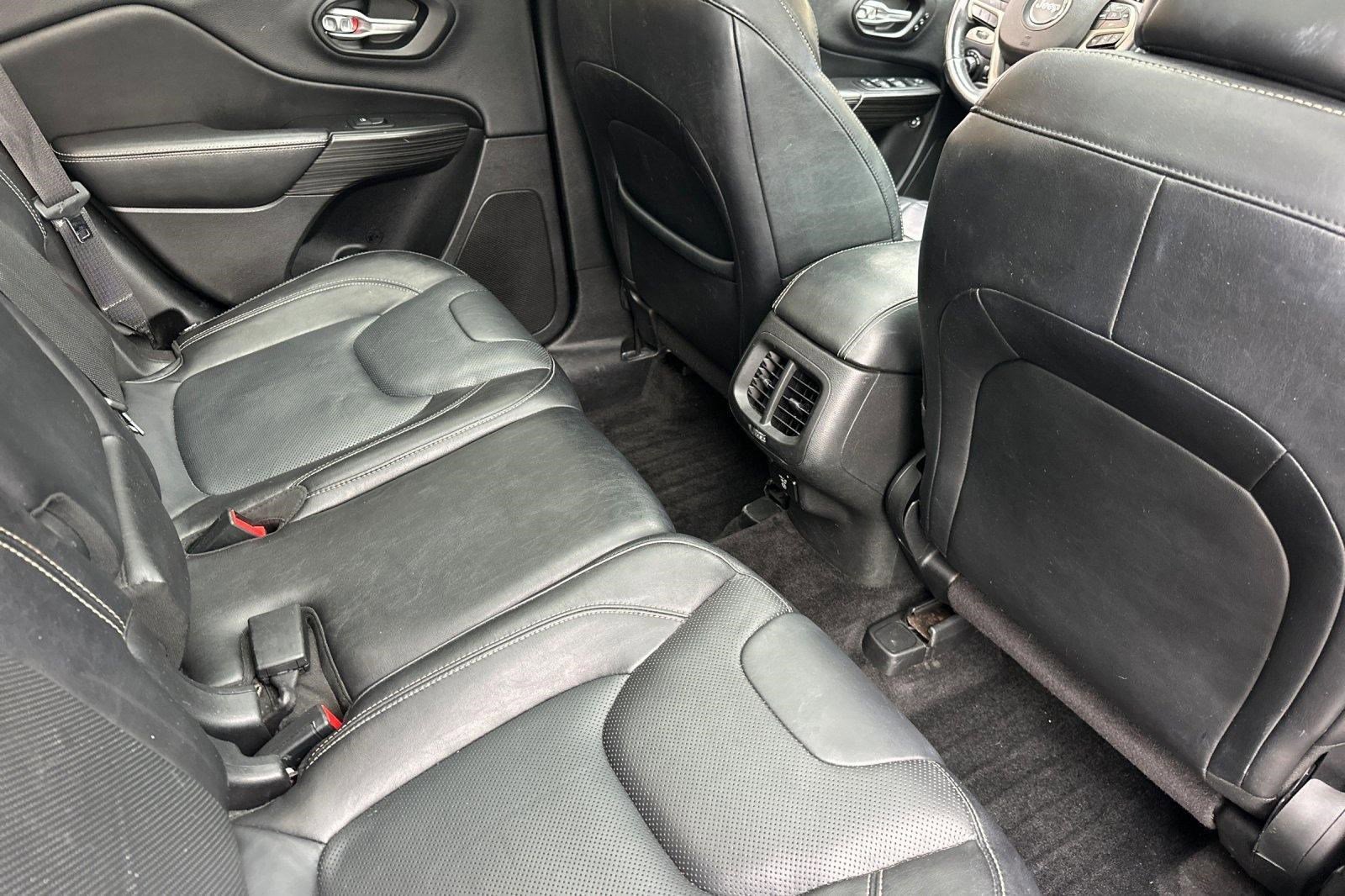 Used 2014 Jeep Cherokee Limited w/ Technology Group image 31