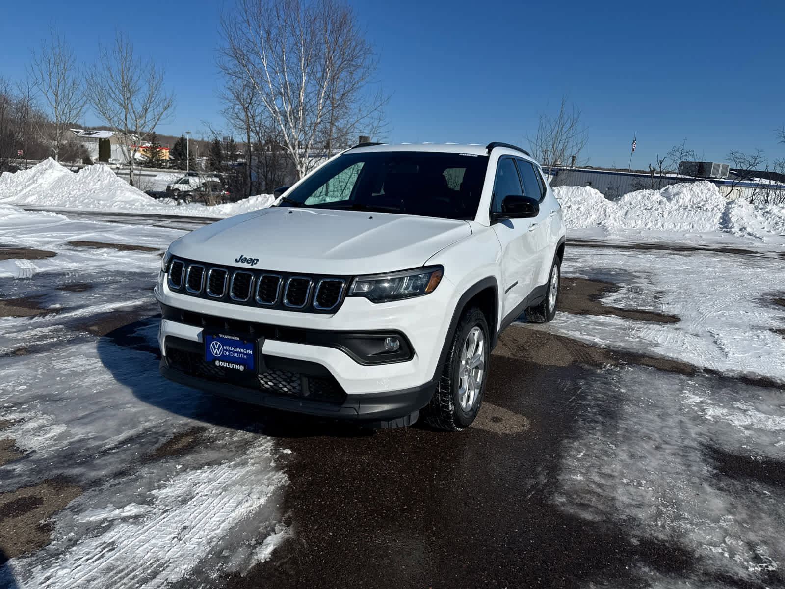 Used 2024 Jeep Compass Latitude image 14