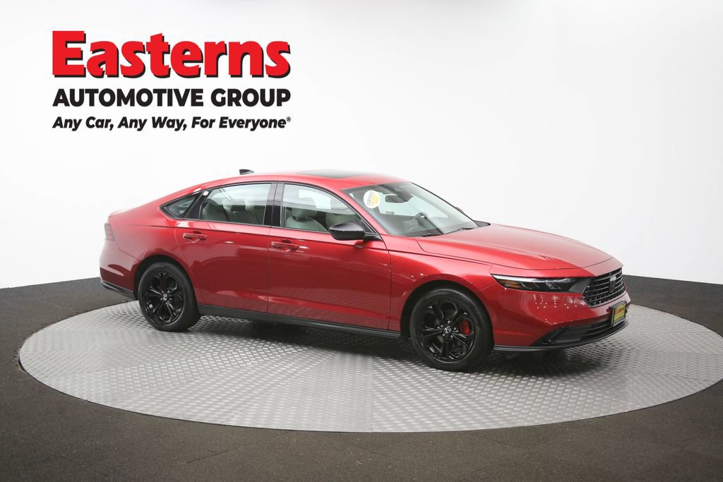 Used 2025 Honda Accord SE image 47
