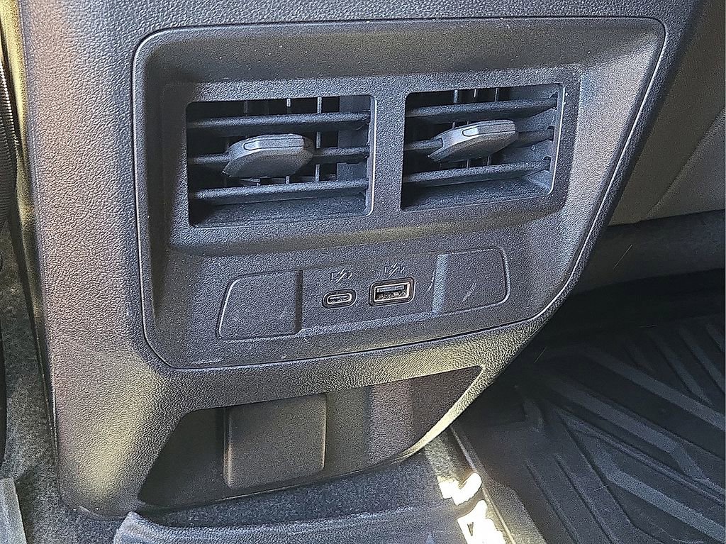 Used 2024 Chevrolet Colorado ZR2 w/ Technology Package image 15