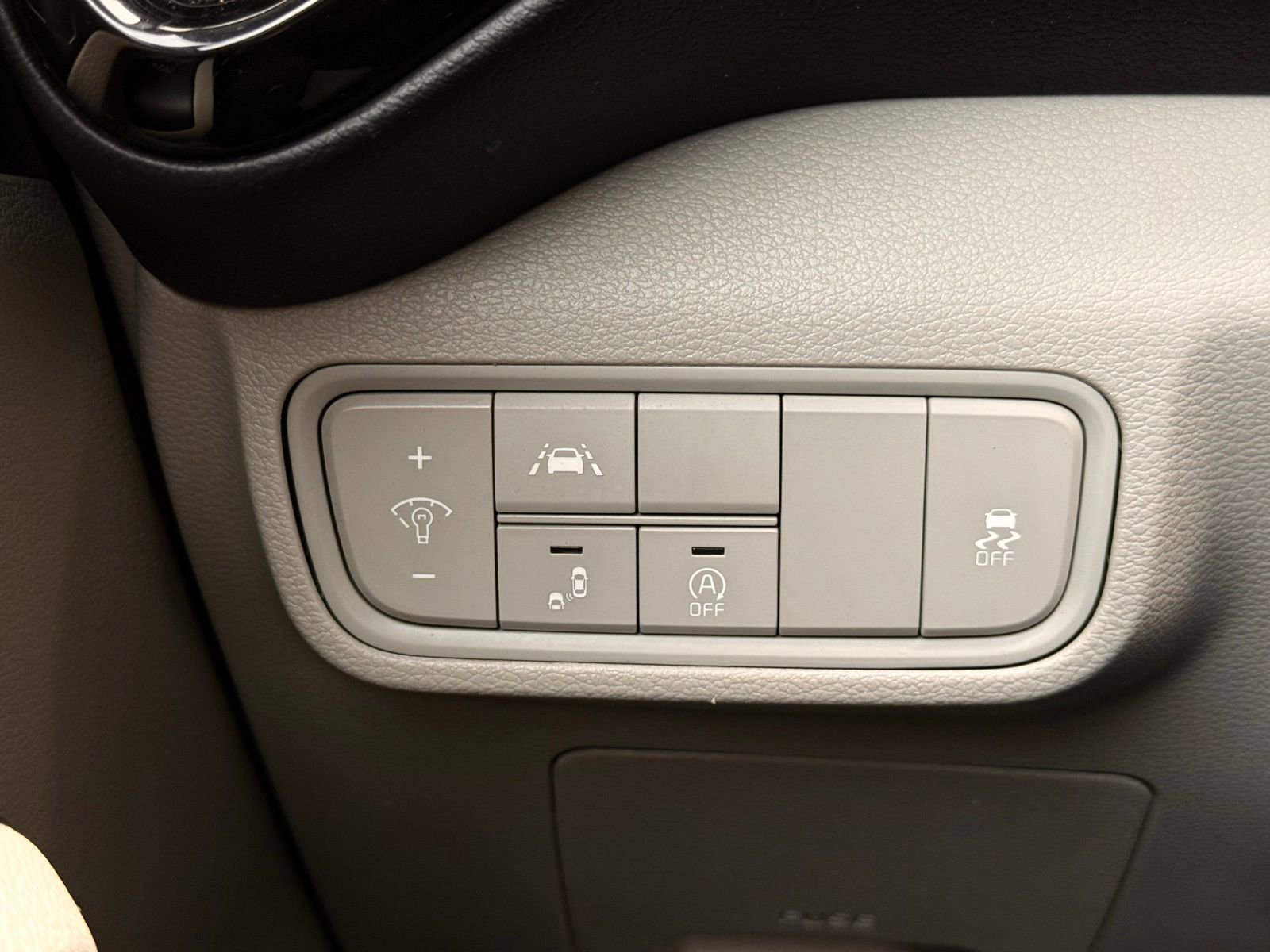 Used 2020 Kia Soul EX image 28