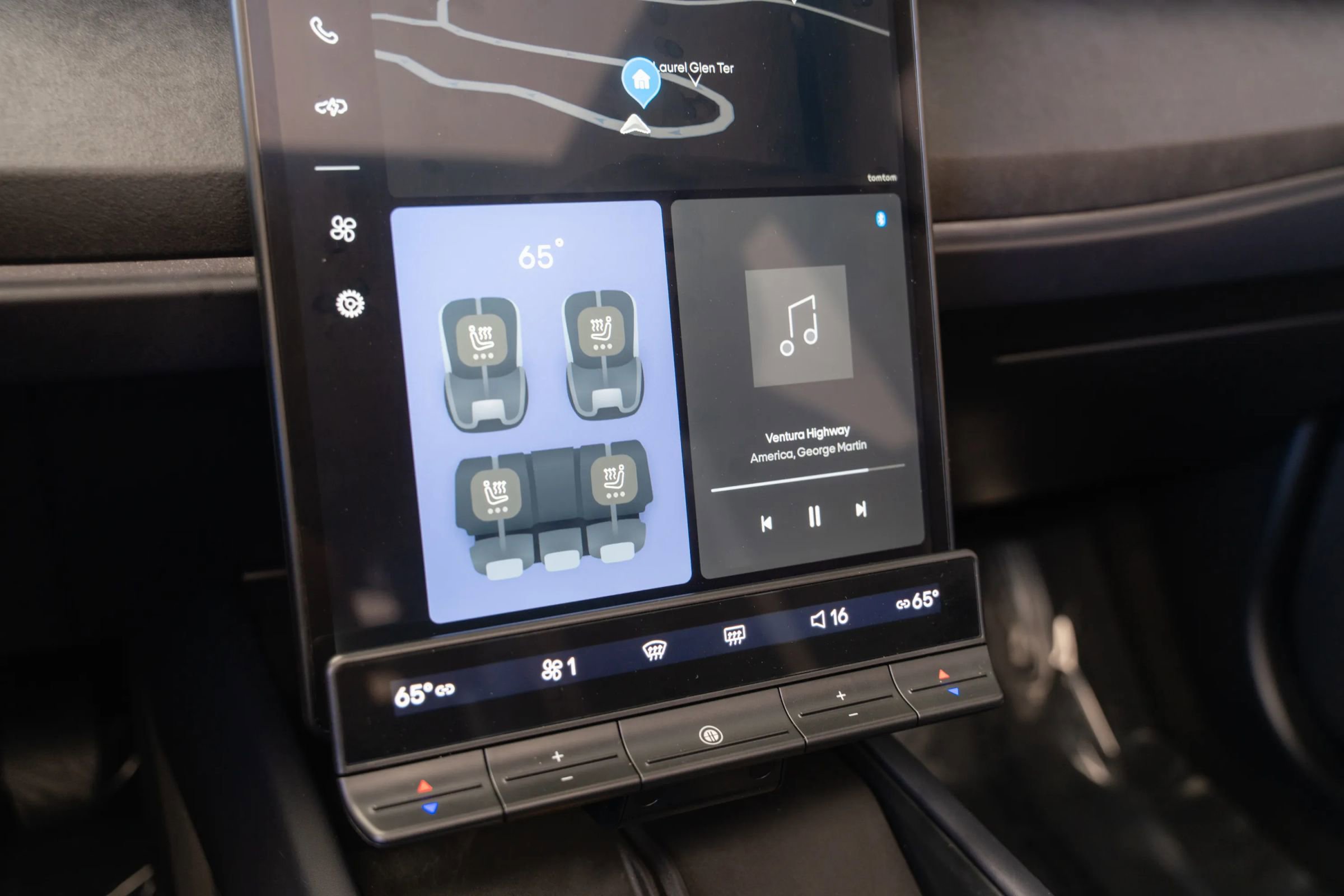 Used 2023 Fisker Ocean One image 28