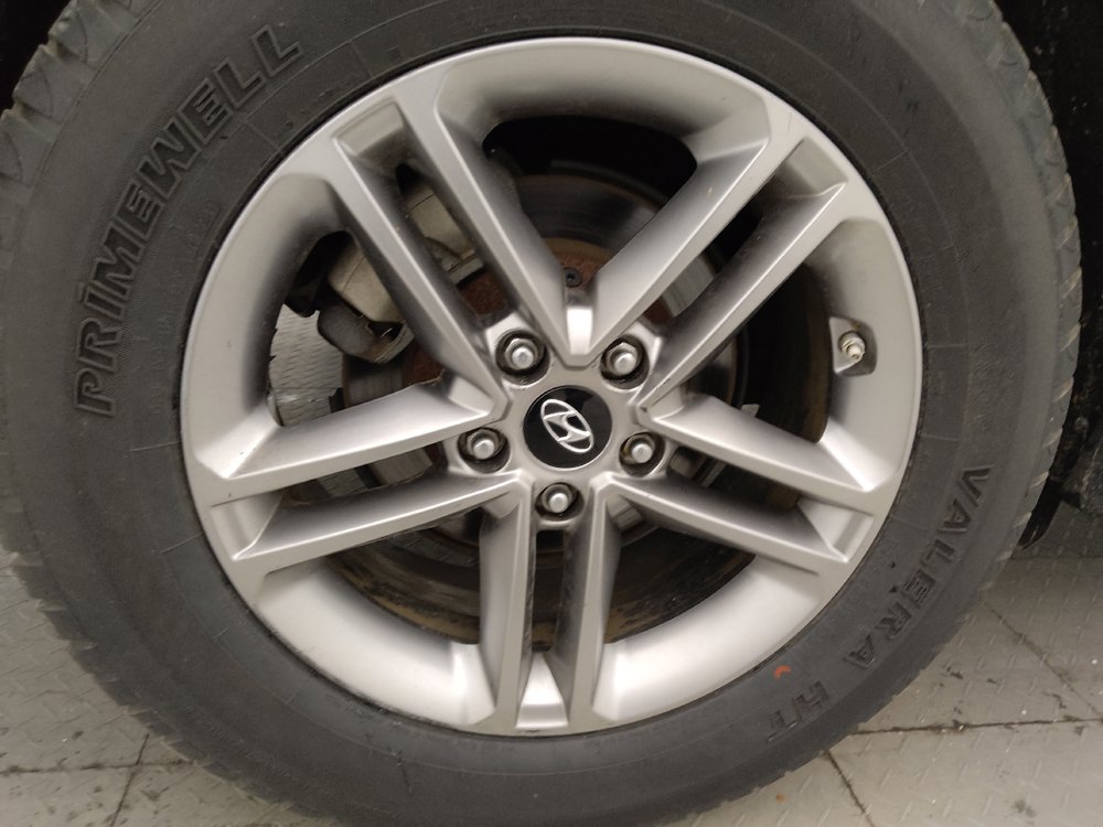 Used 2018 Hyundai Santa Fe Sport w/ 2.4L Value Package 02 FWD image 31