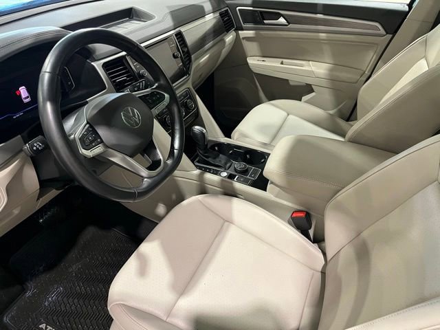 Used 2021 Volkswagen Atlas SEL AWD/4WD image 15