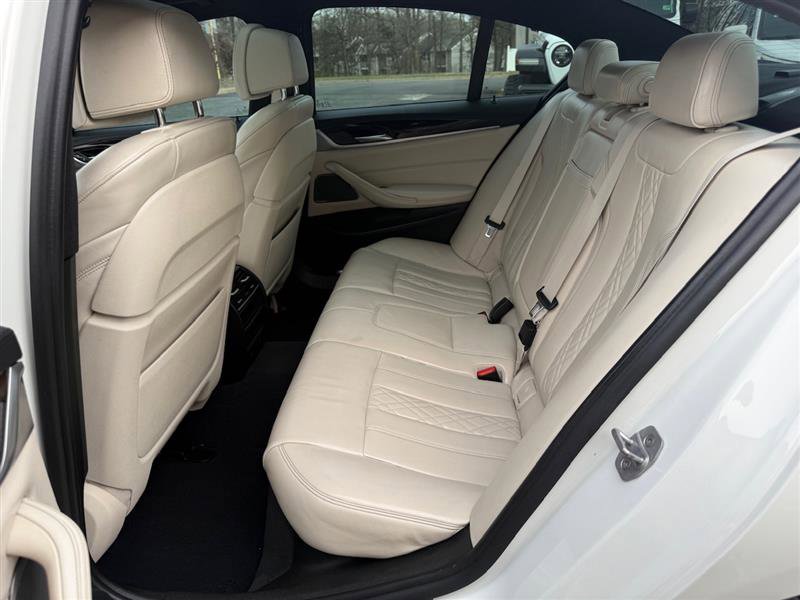 Used 2018 BMW M550i xDrive M550i AWD w/EXECUTIVE & DRIVE image 26
