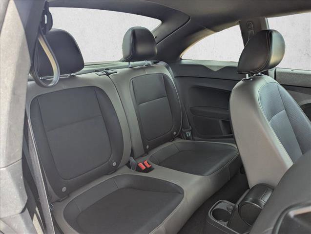 Used 2015 Volkswagen Beetle 1.8T FWD image 17