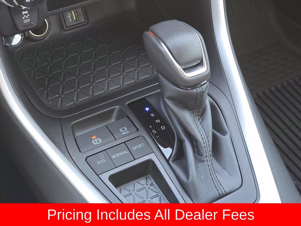Used 2023 Toyota RAV4 XLE Premium FWD image 16