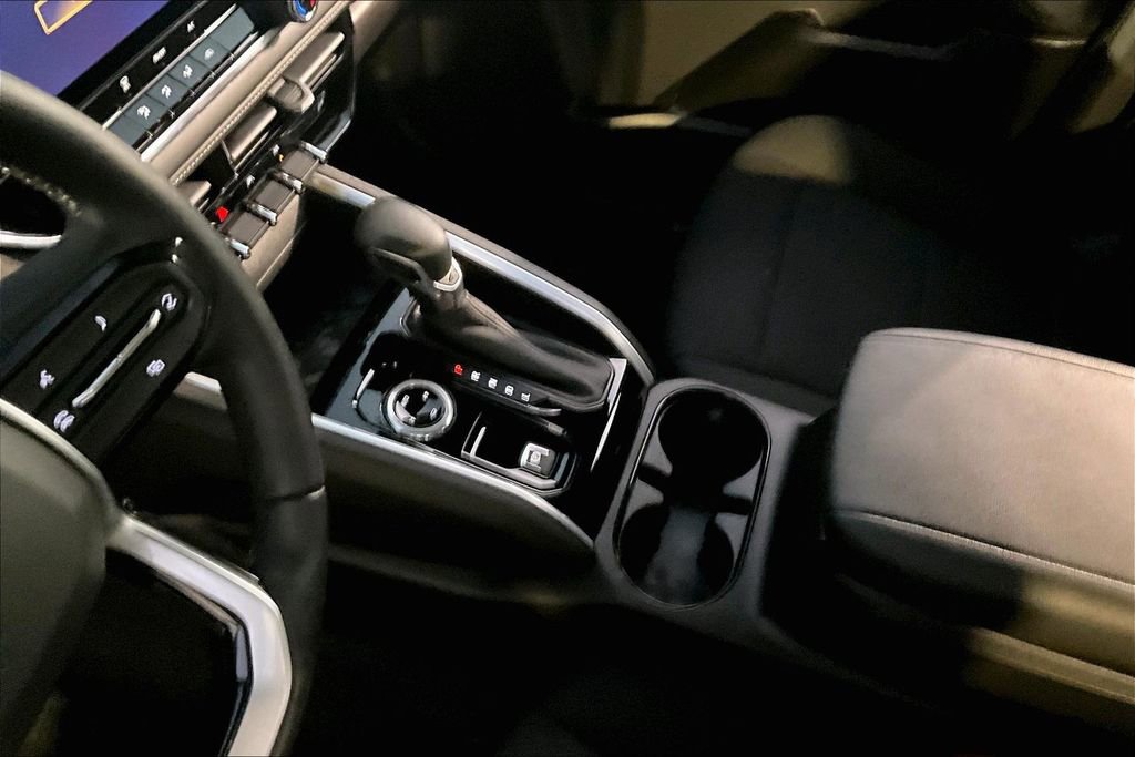 Used 2023 Chevrolet Colorado LT image 17