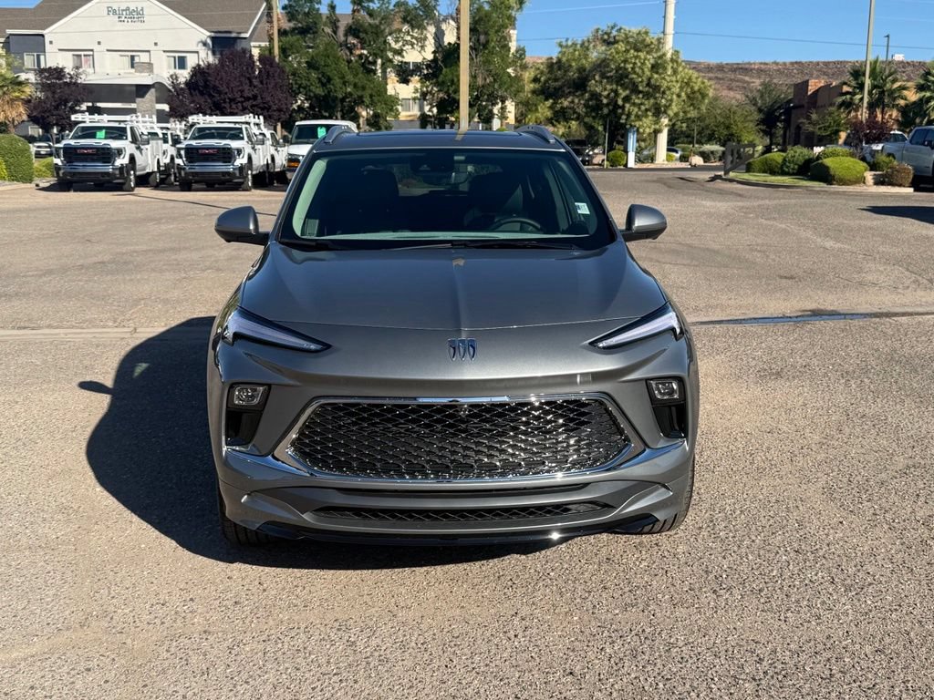 Used 2026 Buick Encore GX Avenir w/ Avenir Technology Package AWD/4WD image 2