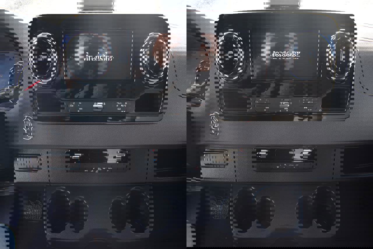 New 2025 Mercedes-Benz Sprinter 2500 image 12