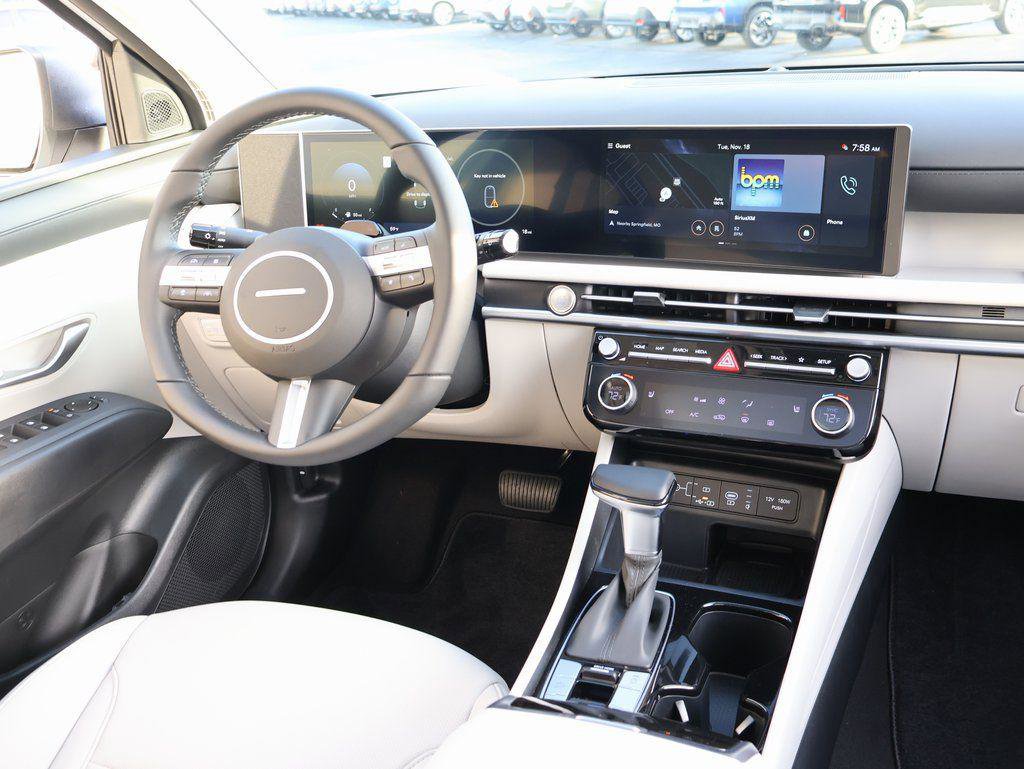 New 2026 Hyundai Tucson SEL image 14