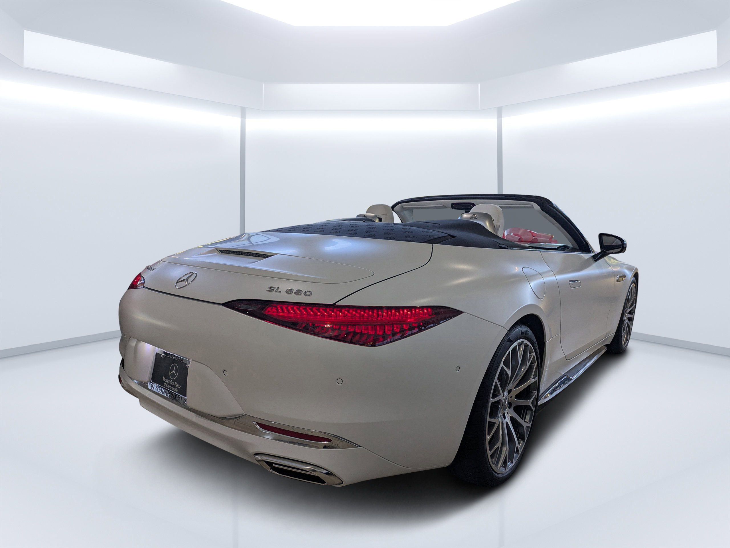 New 2026 Mercedes-Benz Maybach SL 680 image 6