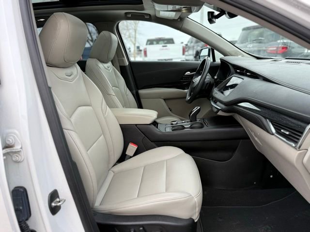 Used 2022 Cadillac XT4 Premium Luxury w/ Sun And Sound Package image 19