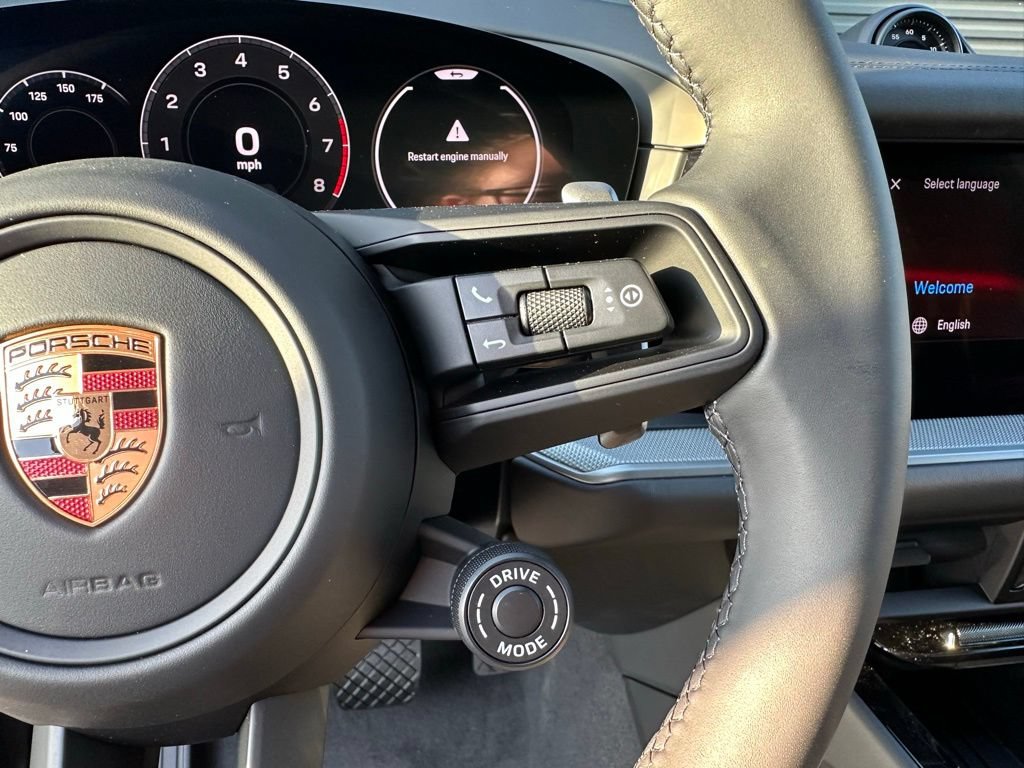 Used 2026 Porsche Cayenne E-Hybrid Coupe AWD/4WD image 16