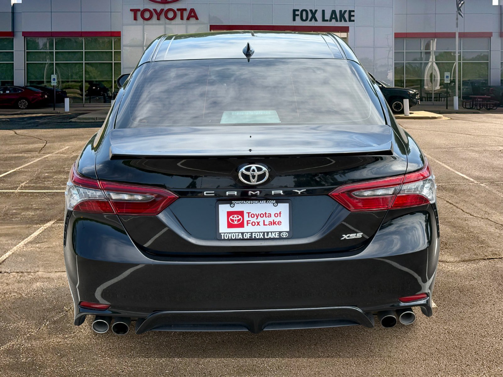 Used 2024 Toyota Camry XSE FWD image 4