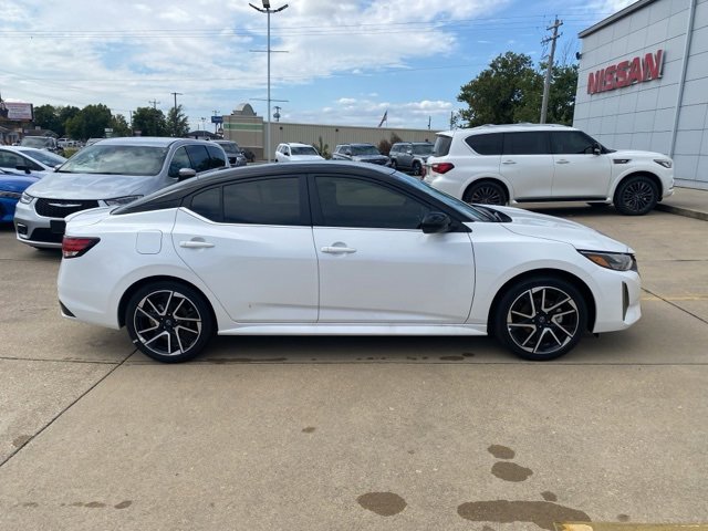 New 2025 Nissan Sentra SR image 7