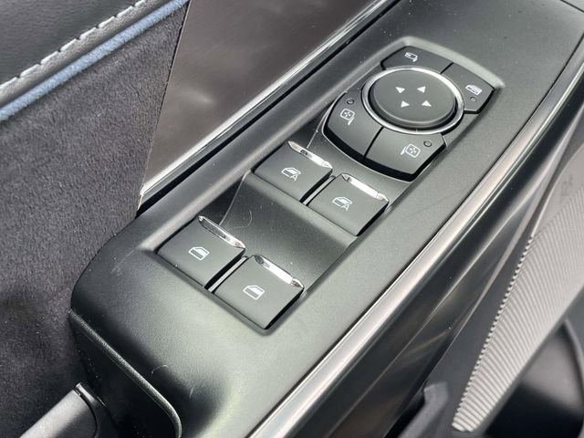 New 2025 Ford F150 Platinum w/ FX4 Off-Road Package AWD/4WD image 16