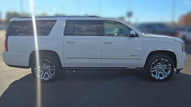 Used 2020 GMC Yukon XL Denali w/ Open Road Package AWD/4WD image 2
