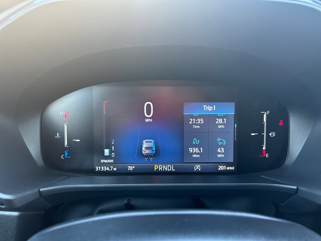 Used 2025 Ford Escape ST-Line Select AWD/4WD image 19