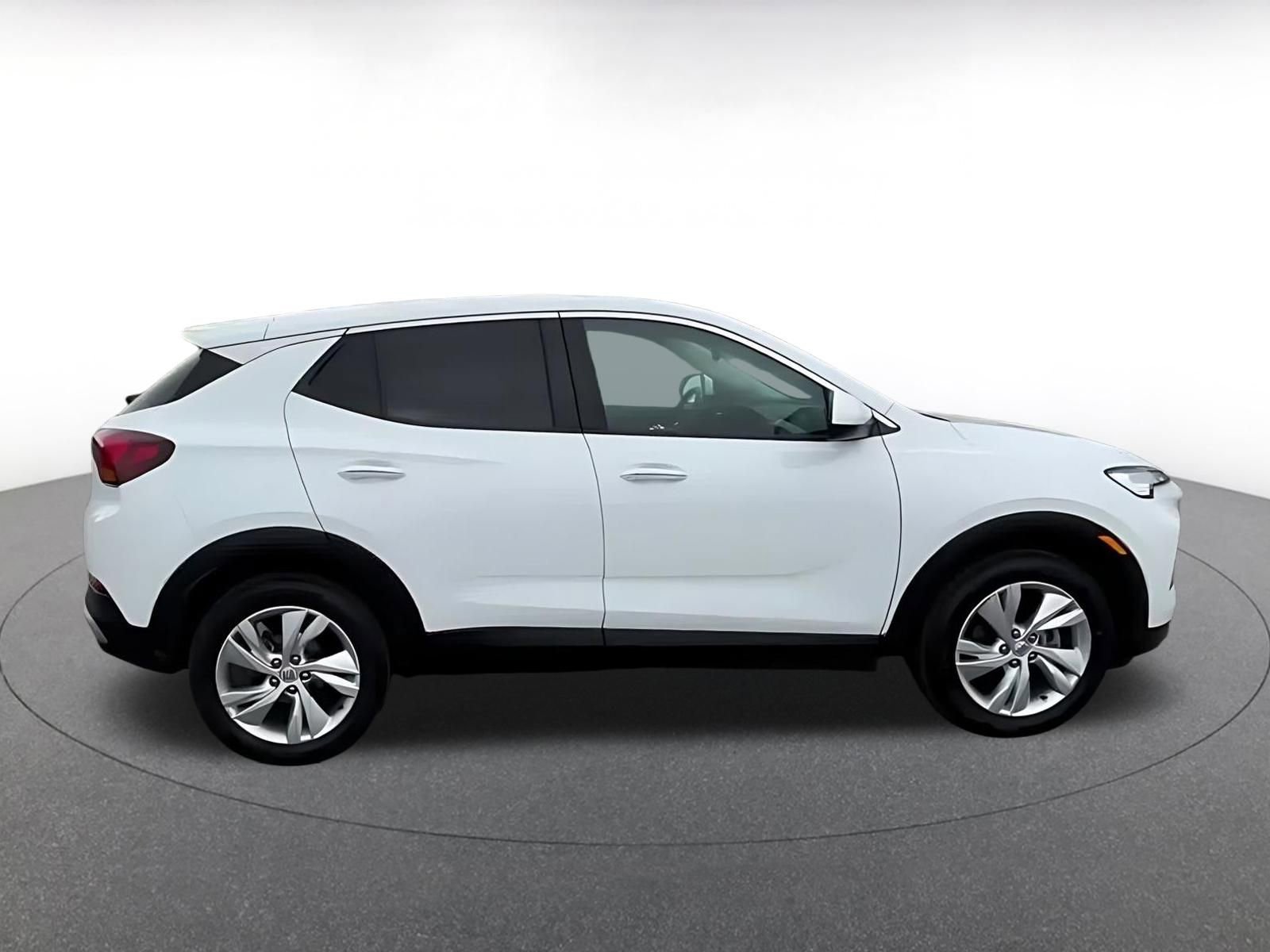 Used 2025 Buick Encore GX Preferred FWD image 16