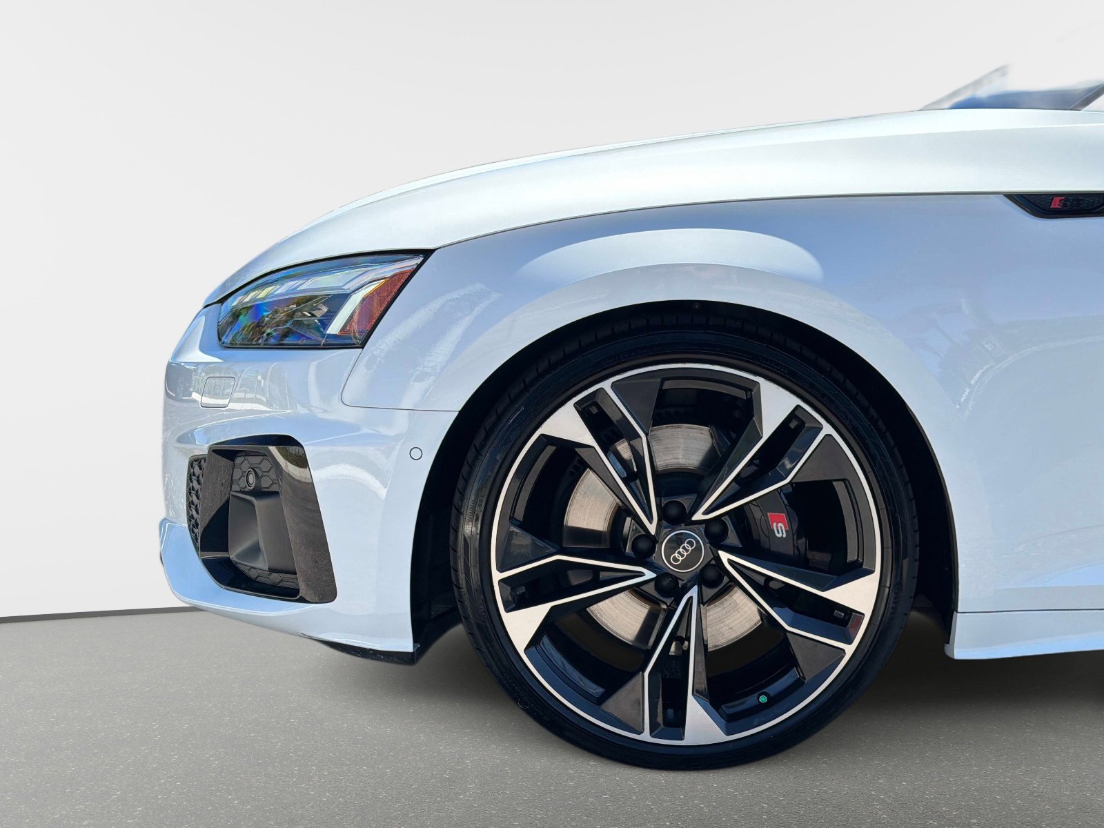 Used 2023 Audi S5 Prestige image 11