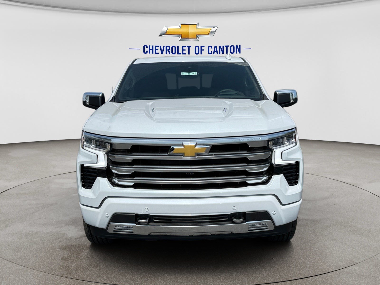 New 2026 Chevrolet Silverado 1500 High Country w/ Technology Package AWD/4WD image 2