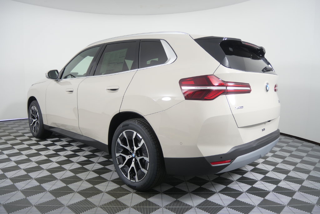 New 2026 BMW X3 xDrive30i AWD/4WD image 6
