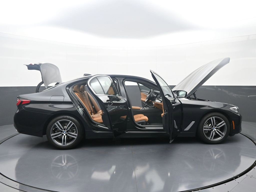 Used 2022 BMW 530i xDrive w/ Convenience Package image 44