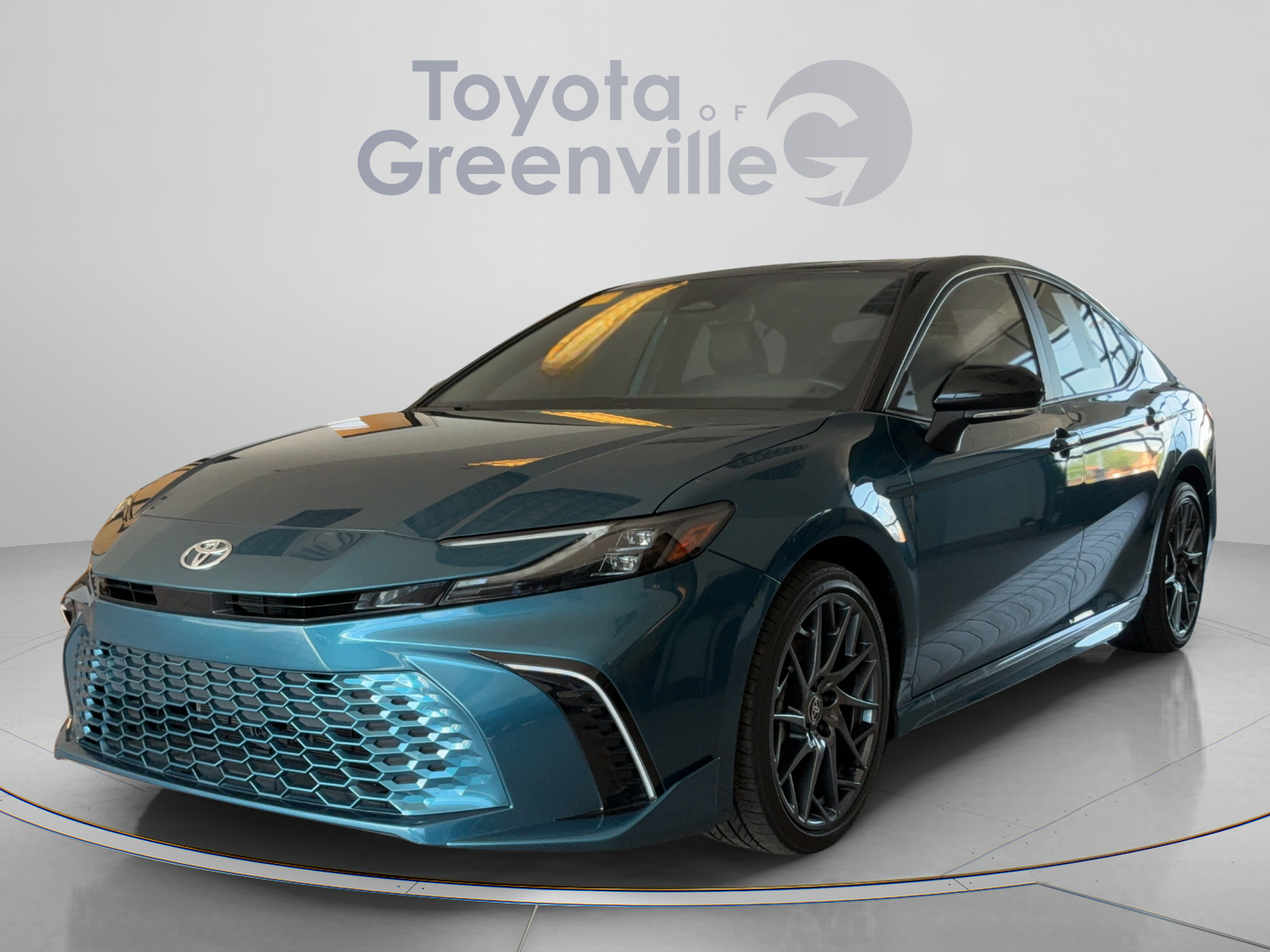 Certified 2025 Toyota Camry XSE FWD image 1
