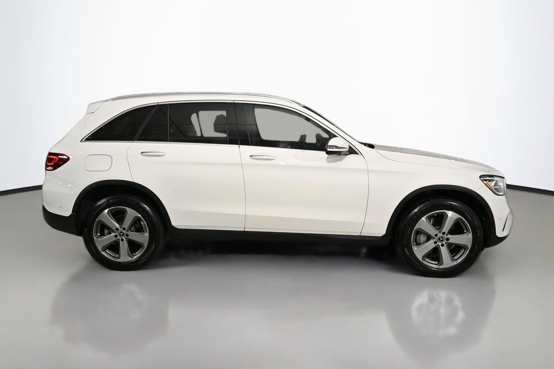 Used 2022 Mercedes-Benz GLC 300 image 7