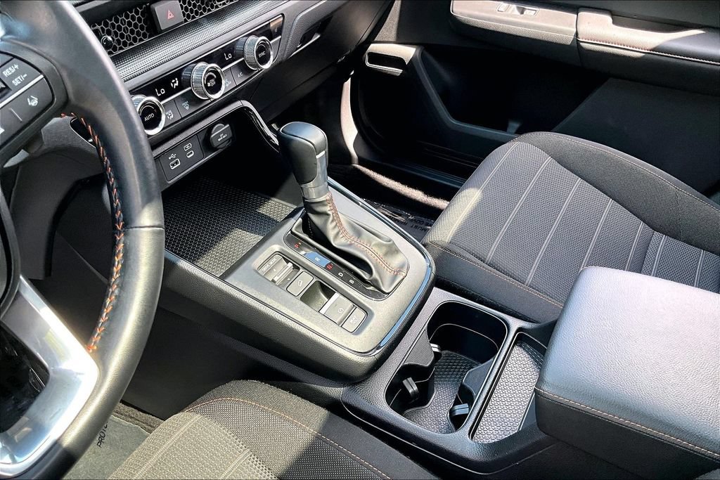 Certified 2025 Honda CR-V Sport image 13