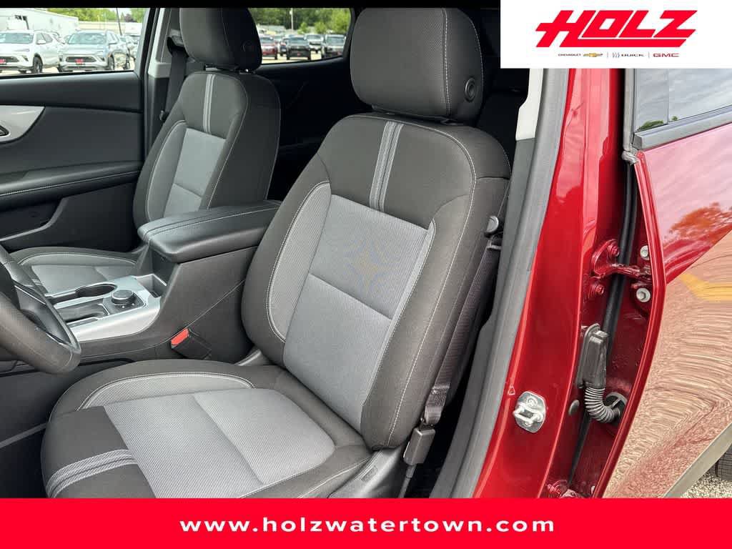 Certified 2024 Chevrolet Blazer LT w/ Convenience Package AWD/4WD image 10