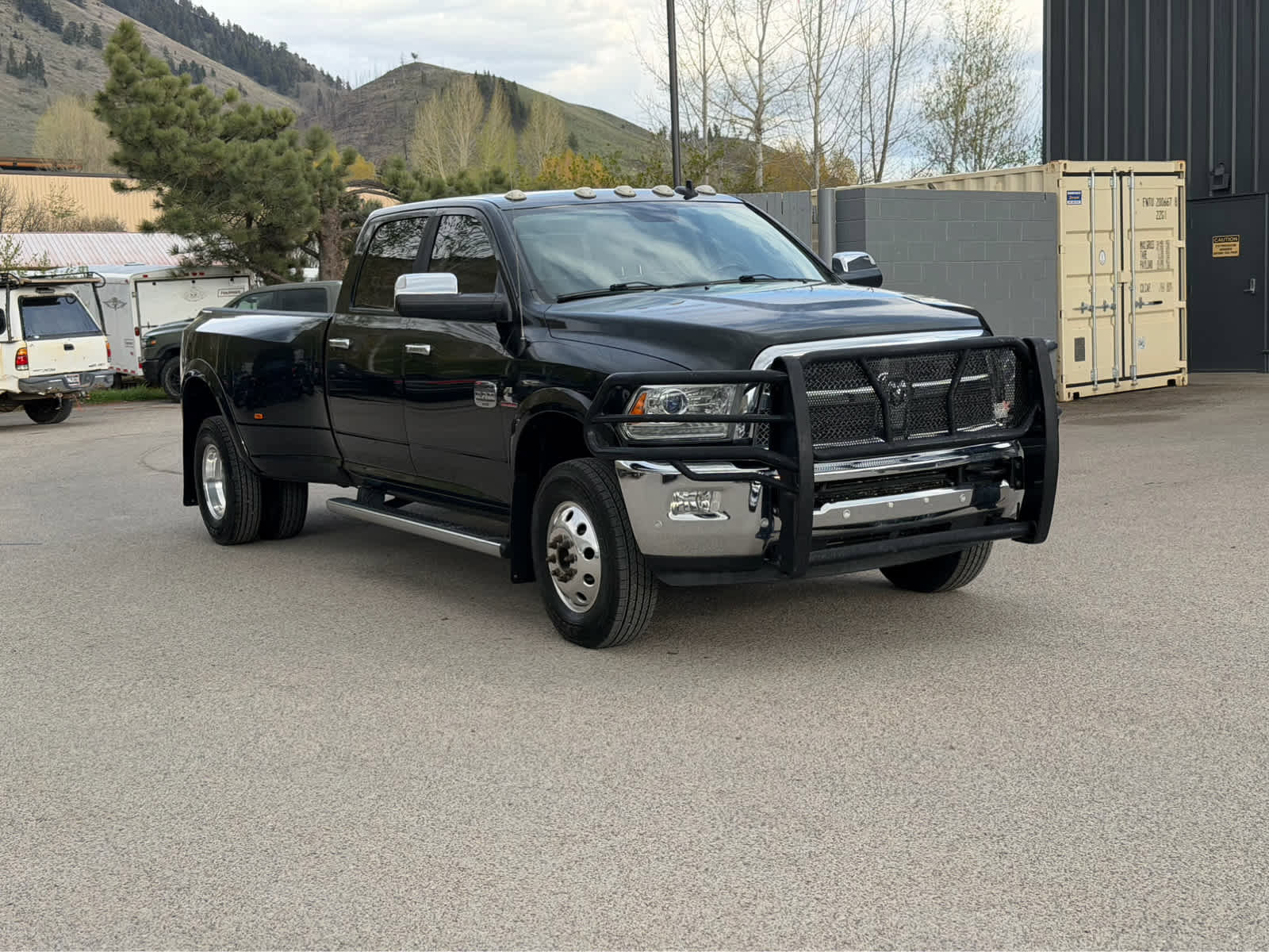 Used 2016 RAM 3500 Laramie Longhorn AWD/4WD image 5