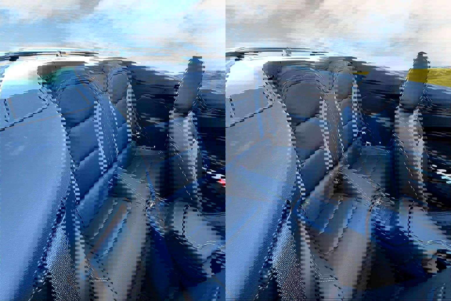 Used 2023 Chevrolet Camaro LT w/ RS Package image 16